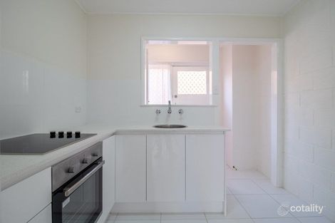 Property photo of 1/18 Oleander Avenue Biggera Waters QLD 4216