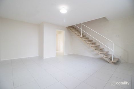 Property photo of 1/18 Oleander Avenue Biggera Waters QLD 4216