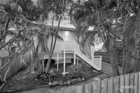 Property photo of 27 Humphrey Street West End QLD 4810