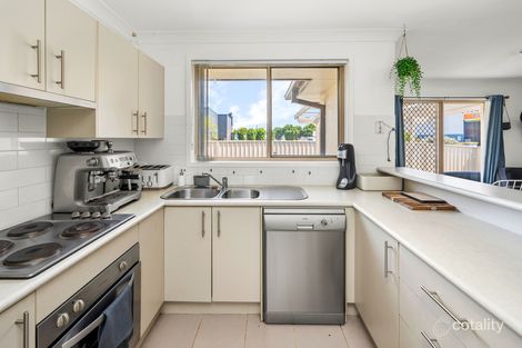 Property photo of 2/12 Denton Park Drive Rutherford NSW 2320