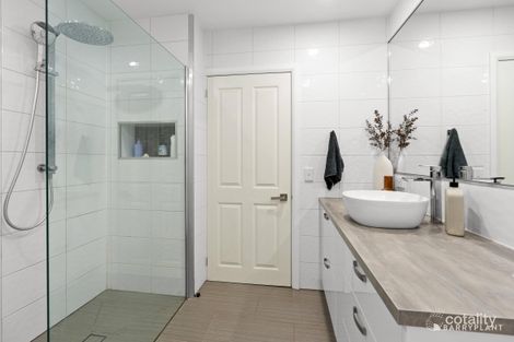 Property photo of 2 Ogilvy Road Clematis VIC 3782