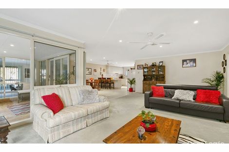 Property photo of 6 Buckingham Place Frankston South VIC 3199