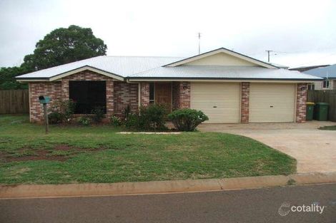 15 Fair St, Rockville, QLD 4350