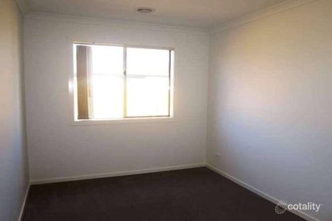 Property photo of 3 Allan Court Truganina VIC 3029