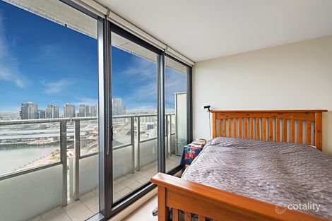 Property photo of 1809/100 Harbour Esplanade Docklands VIC 3008