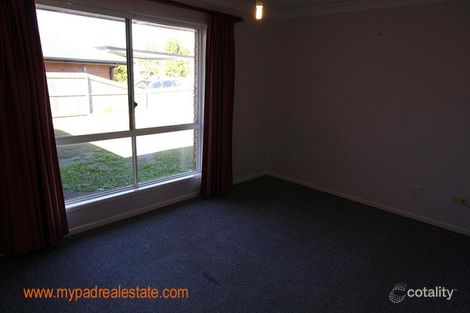 Property photo of 8 Haldham Crescent Regents Park QLD 4118