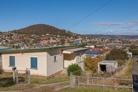66 Malunna Rd, Lindisfarne, TAS 7015