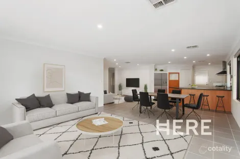 Property photo of 27 Lynella Circuit Banksia Grove WA 6031