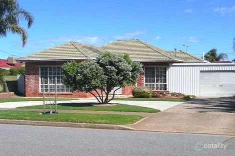 9 Yalpara Ave, Seaton, SA 5023