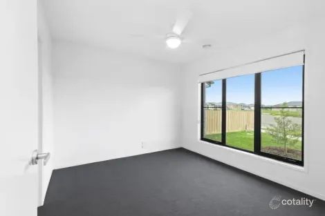 Property photo of 21 Presentation Boulevard Winter Valley VIC 3358