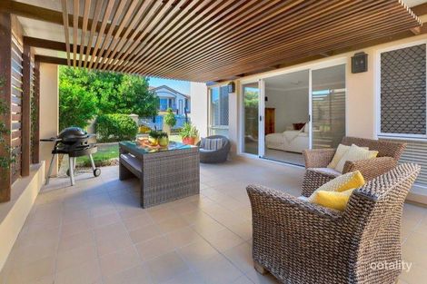 Property photo of 2 Skyline Court Eight Mile Plains QLD 4113