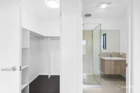 Property photo of 21 Presentation Boulevard Winter Valley VIC 3358