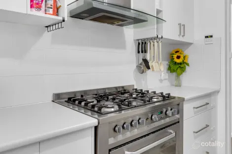 Property photo of 33 Coorara Court Craigmore SA 5114