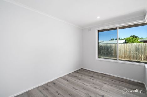 Property photo of 16 Wolverton Drive Gladstone Park VIC 3043