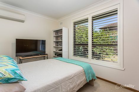 Property photo of 2 Barbara Crescent Avondale Heights VIC 3034