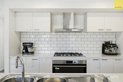 Property photo of 3 Swanton Avenue Maddingley VIC 3340