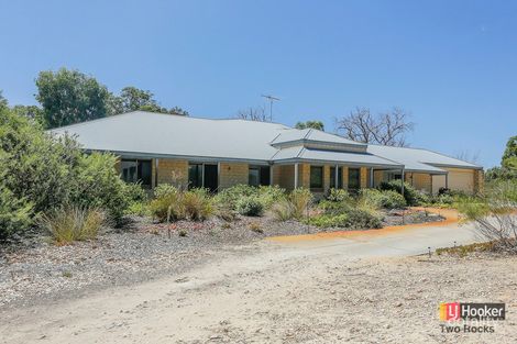 Property photo of 22 Farmhouse Link Two Rocks WA 6037