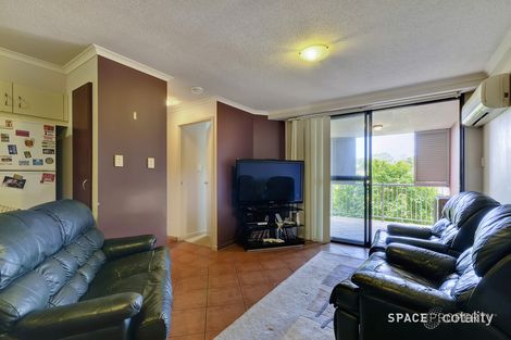 Property photo of 17/106 Linton Street Kangaroo Point QLD 4169