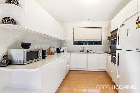 Property photo of 2/16 Albert Road Sydenham VIC 3037