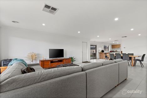Property photo of 3 Karol Street Alfredton VIC 3350
