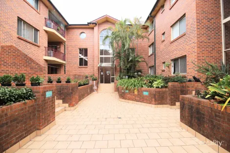 12/8 Weigand Ave, Bankstown, NSW 2200