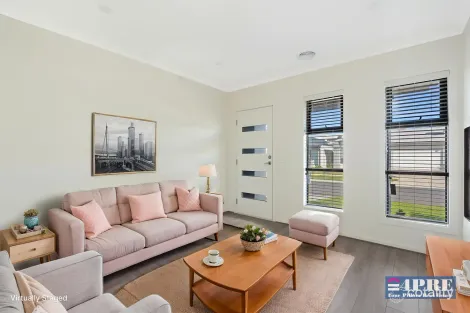Property photo of 15 Riveting Road Wyndham Vale VIC 3024