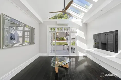 Property photo of 75 Glenmore Road Paddington NSW 2021