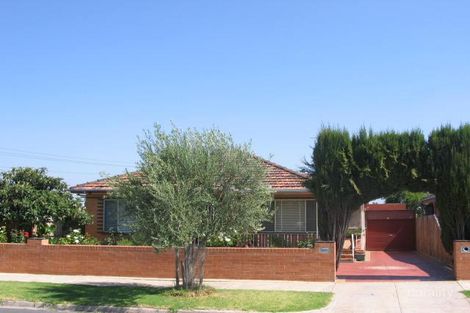 11 Hood Cres, Fawkner, VIC 3060