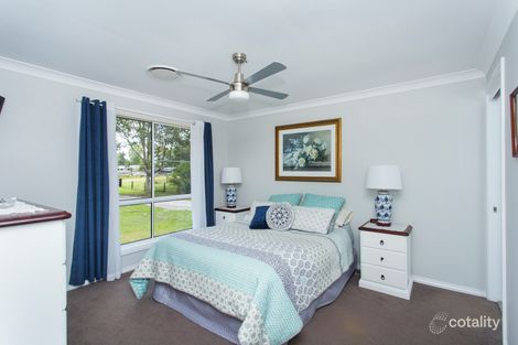 Property photo of 3 Stradbroke Close Duns Creek NSW 2321