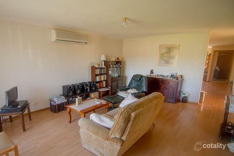 Property photo of 9/3 Gumleaf Place Drouin VIC 3818