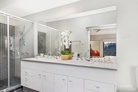 Property photo of 11 Hawksbury Crescent Wakerley QLD 4154