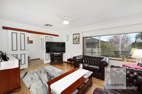 Property photo of 14 Castleton Court Gladstone Park VIC 3043