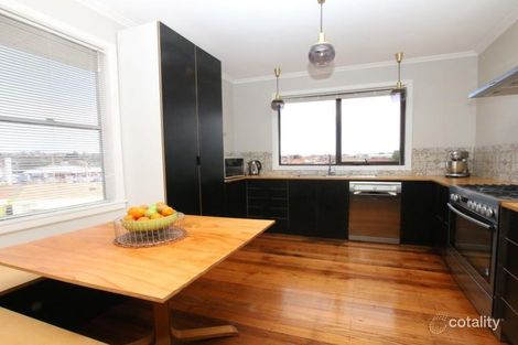 Property photo of 41 Tait Crescent Warrnambool VIC 3280