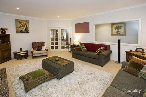 Property photo of 33 Peppertree Close Wannanup WA 6210