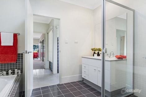 Property photo of 11 Hawksbury Crescent Wakerley QLD 4154