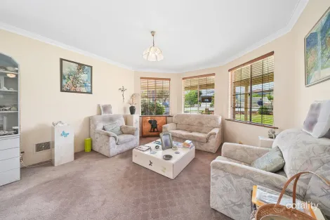 Property photo of 21 Tiller Road Ocean Reef WA 6027