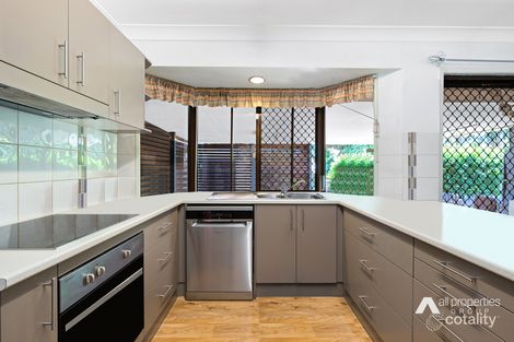 Property photo of 18 Homebush Drive Regents Park QLD 4118