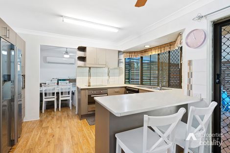 Property photo of 18 Homebush Drive Regents Park QLD 4118