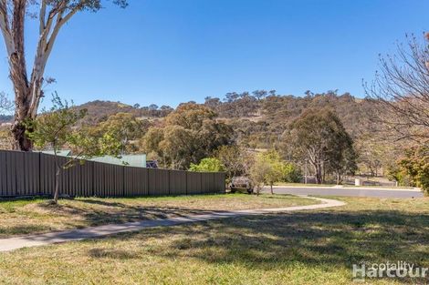 Property photo of 72 Harbison Crescent Wanniassa ACT 2903