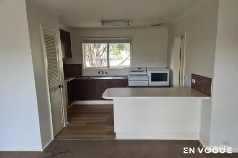 Property photo of 2 Beach Place Holt ACT 2615