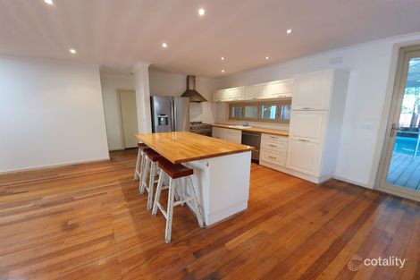 Property photo of 5 Axford Crescent Oakleigh South VIC 3167