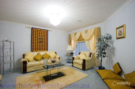 Property photo of 8 Baez Way Hampton Park VIC 3976