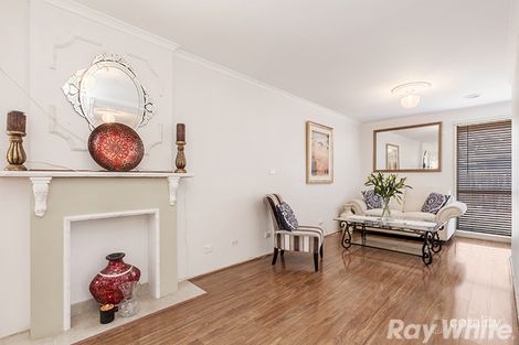 Property photo of 4 Walsh Court Mill Park VIC 3082