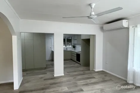 Property photo of 12 Dolphin Crescent Taylors Beach QLD 4850