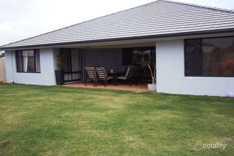 Property photo of 19 Spindrift Cove Quindalup WA 6281