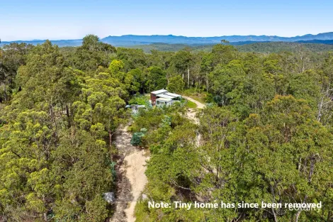 2 Janari Cl, Moruya, NSW 2537