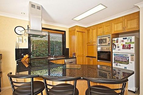 Property photo of 9 Bernard Court Arundel QLD 4214