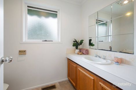 Property photo of 12 Natasha Close Ferntree Gully VIC 3156