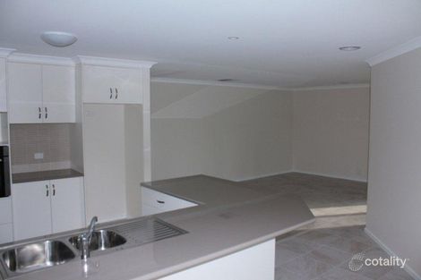 Property photo of 6 Sarah Court Howlong NSW 2643