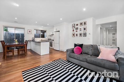 Property photo of 2/50 Fairview Road Mount Waverley VIC 3149